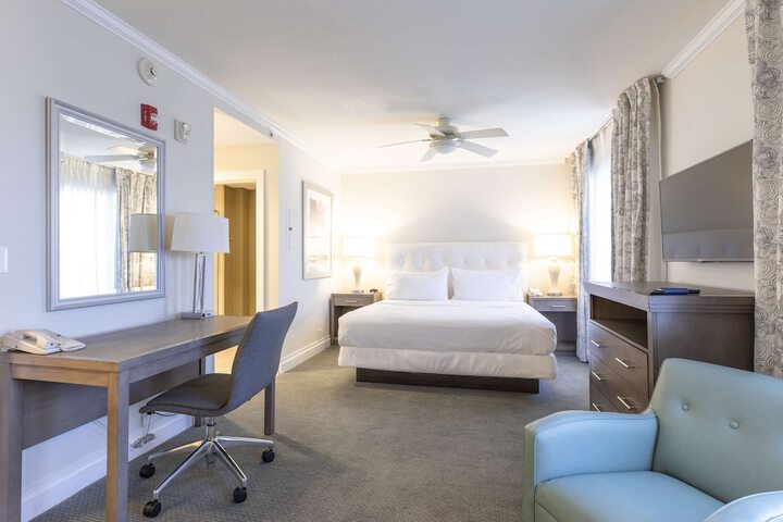 Room 32 of 53