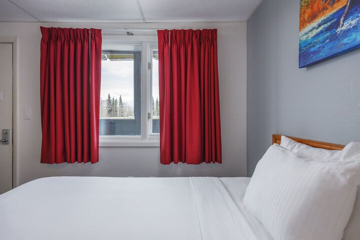 Room 30 of 43