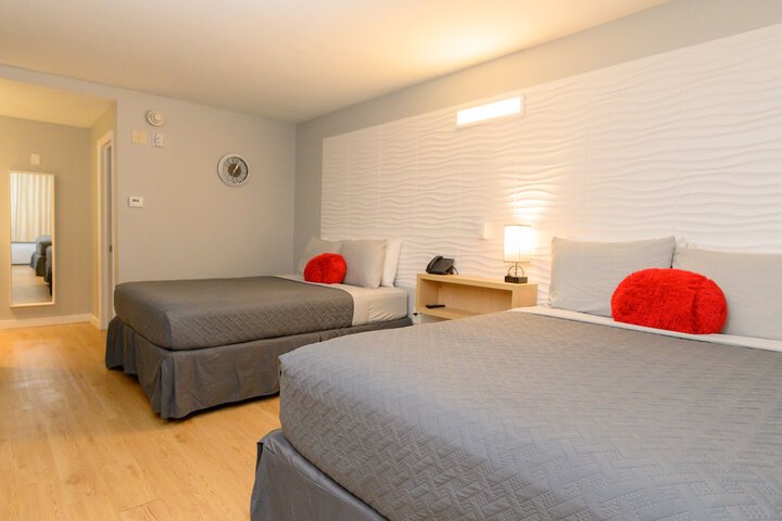 Room 93 of 123