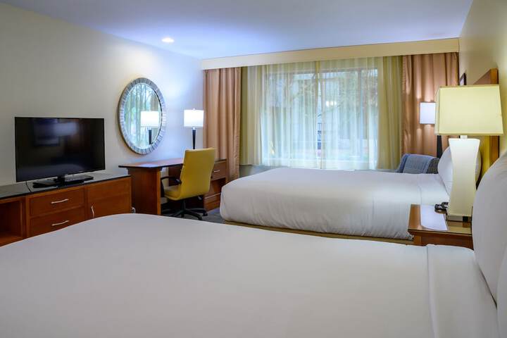 Room 37 of 53