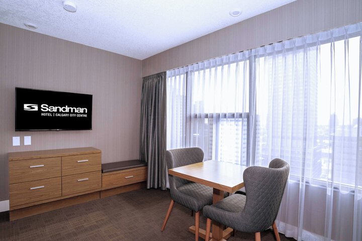 Sandman Signature Calgary Downtown Hotel