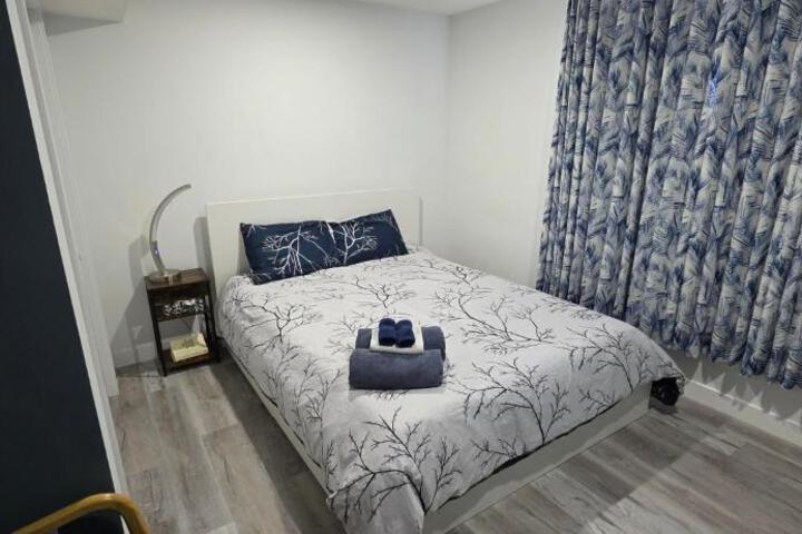 Entire guest basement suite in Cochrane AB