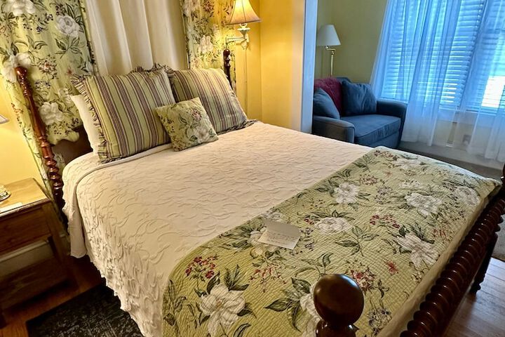 Room 65 of 113