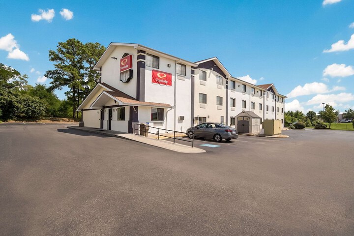 Hotel 4 of 56