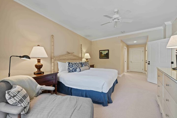 Room 10 of 34