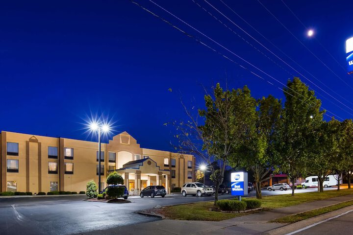 Hotel 5 of 28
