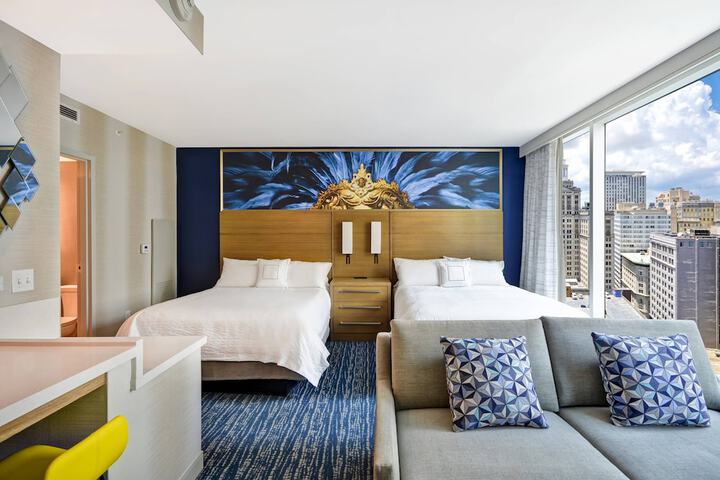 Room 60 of 89