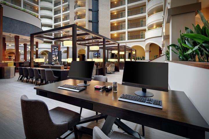 Business Center 67 of 67