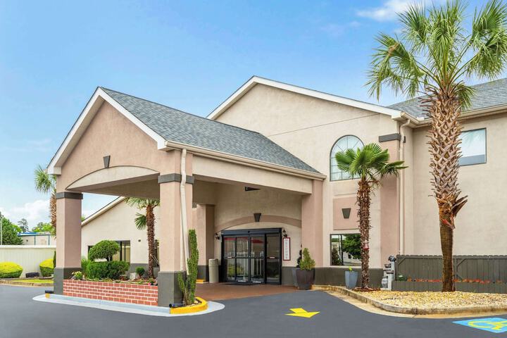 Hotel 2 of 22