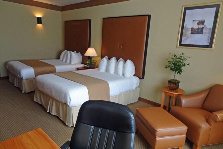 Room 10 of 22