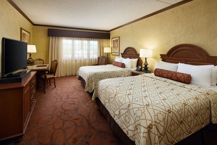 Room 34 of 92