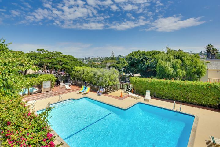 Solana Beach Condo w / Community Pool Beach Access
