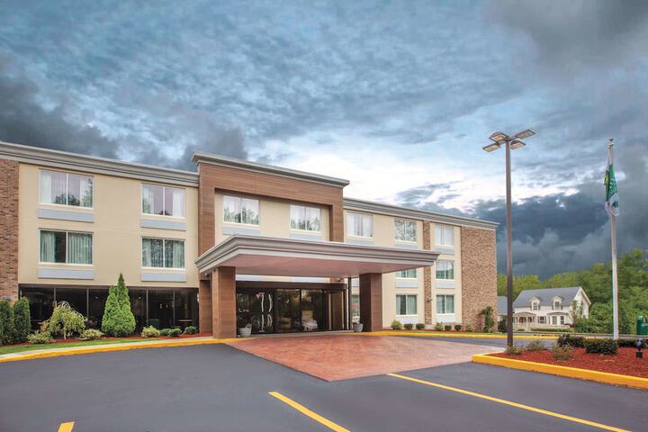 Hotel 3 of 28