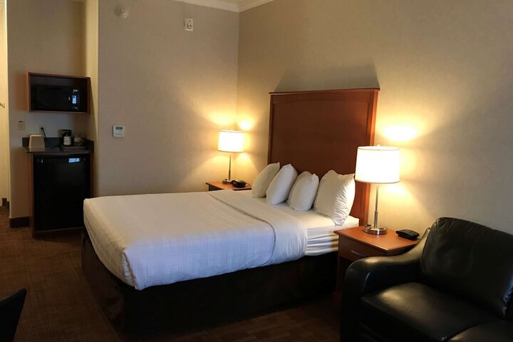 Room 22 of 40