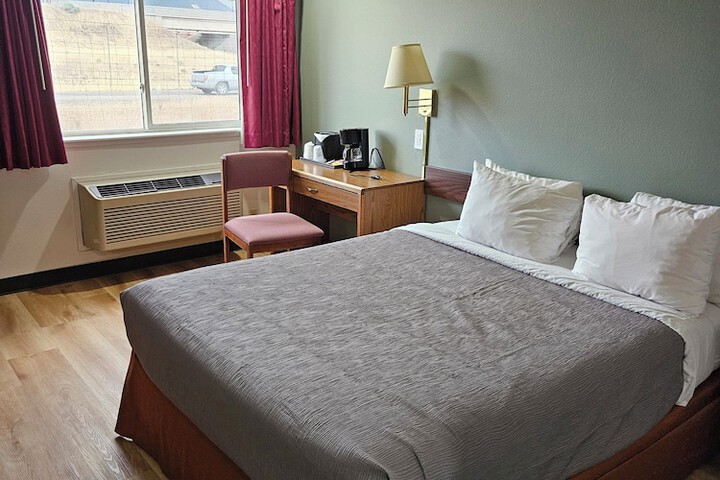 Room 26 of 45