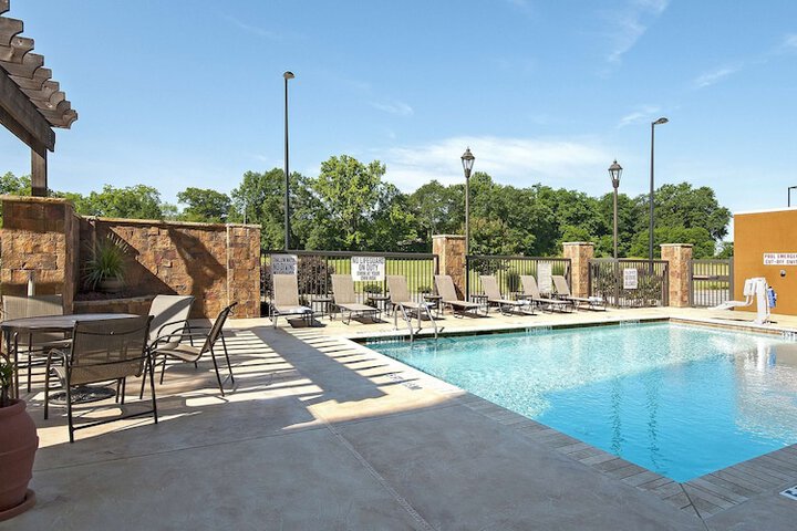 Hampton Inn & Suites Seneca-Clemson Area
