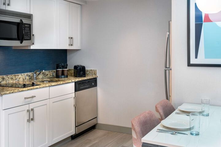 Homewood Suites by Hilton Boston / Canton MA