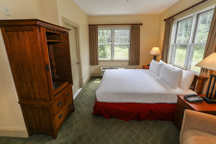 Room 82 of 132