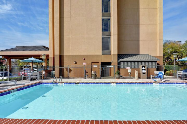 Pool 9 of 52