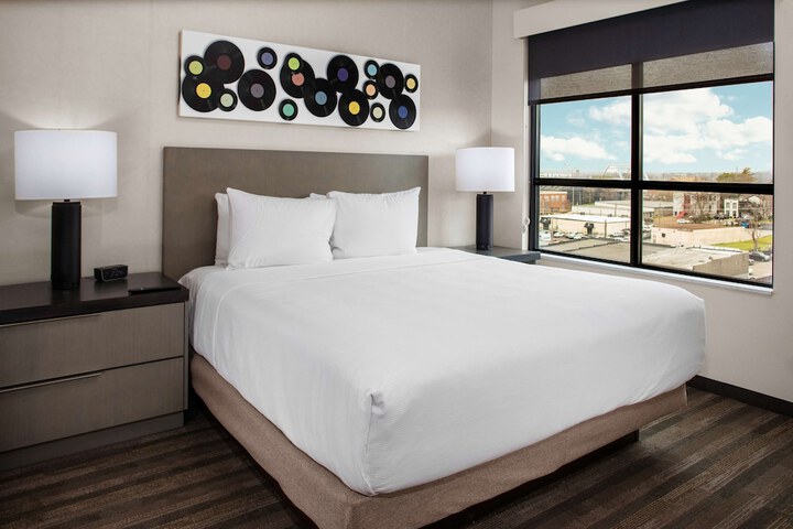 Room 27 of 55