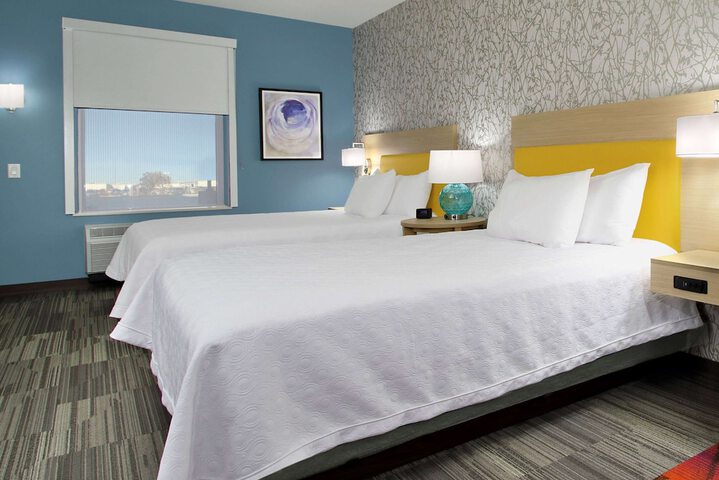Days Inn & Suites by Wyndham Beaumont West / I-10 & Walden