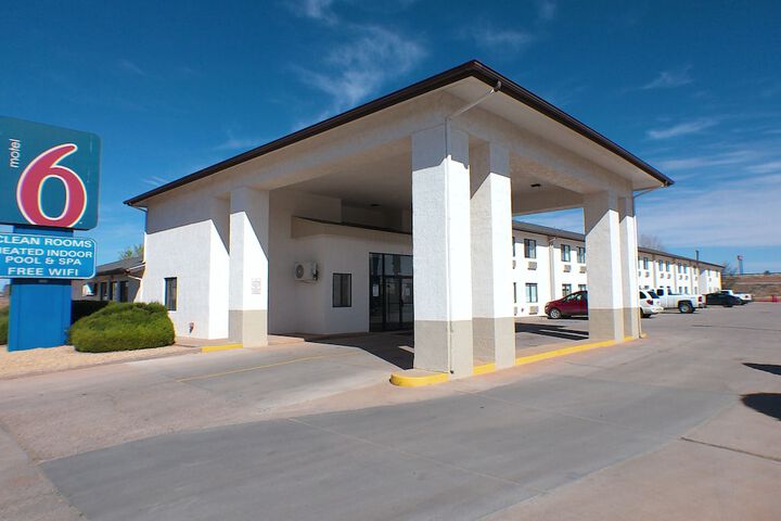Hotel 3 of 48