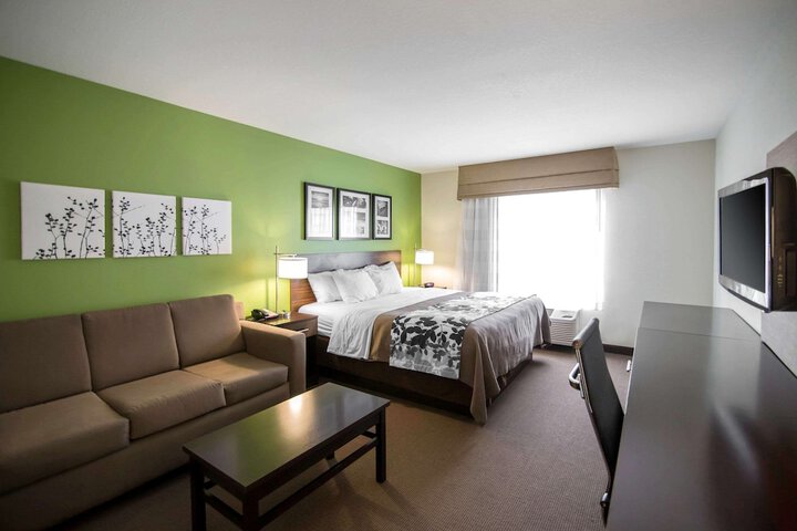 Room 22 of 46
