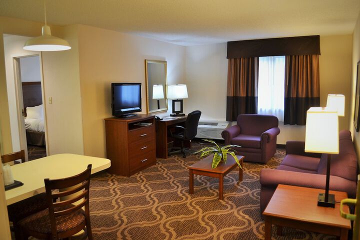 Room 16 of 37