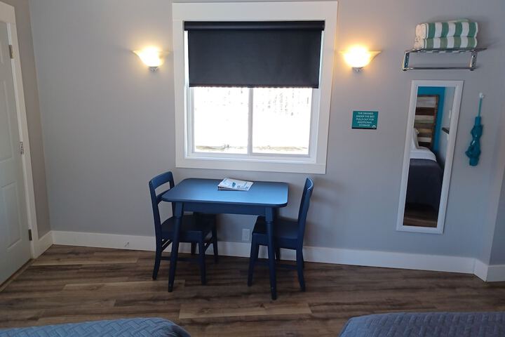 Room 43 of 118