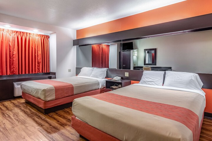 Room 26 of 30