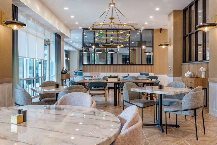 Cambria Hotel Columbia Downtown The Vista