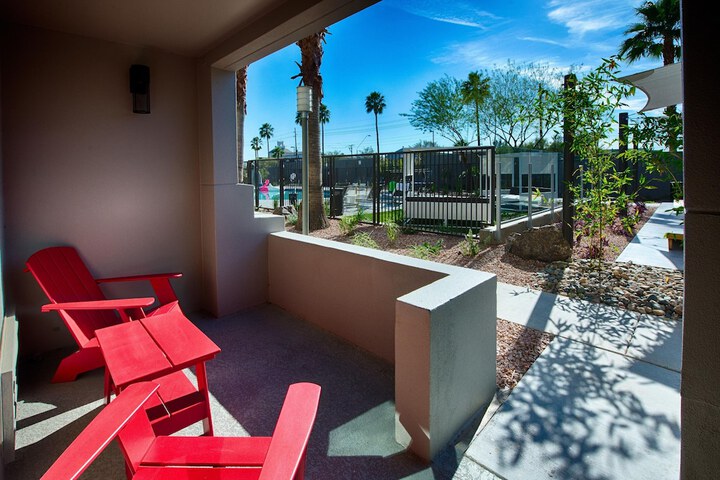 MOXY Phoenix Tempe / ASU Area