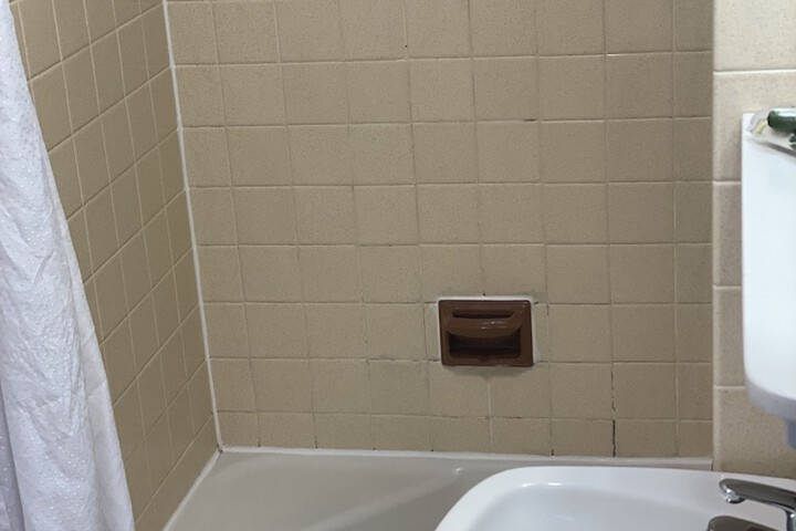Room 19 of 27