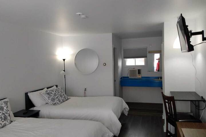 Room 18 of 30