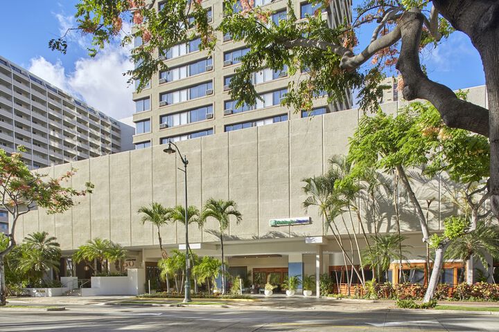 Hotel 4 of 65