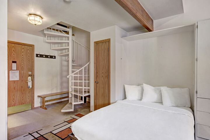 River Mountain Lodge a Vail Resorts Property