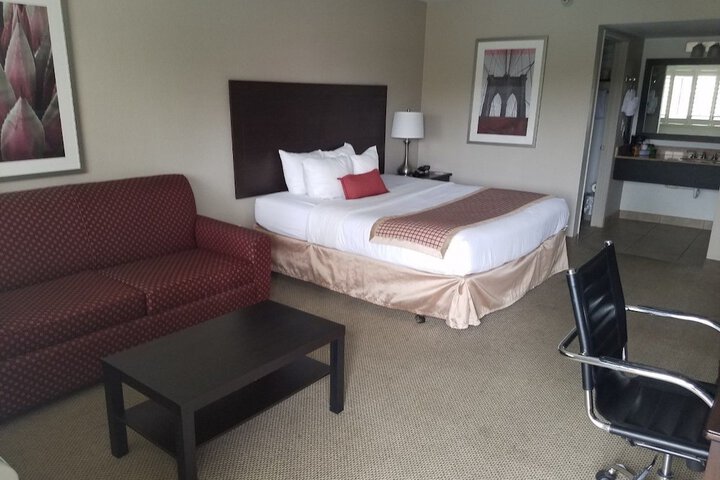 Infinity Inn & Suites