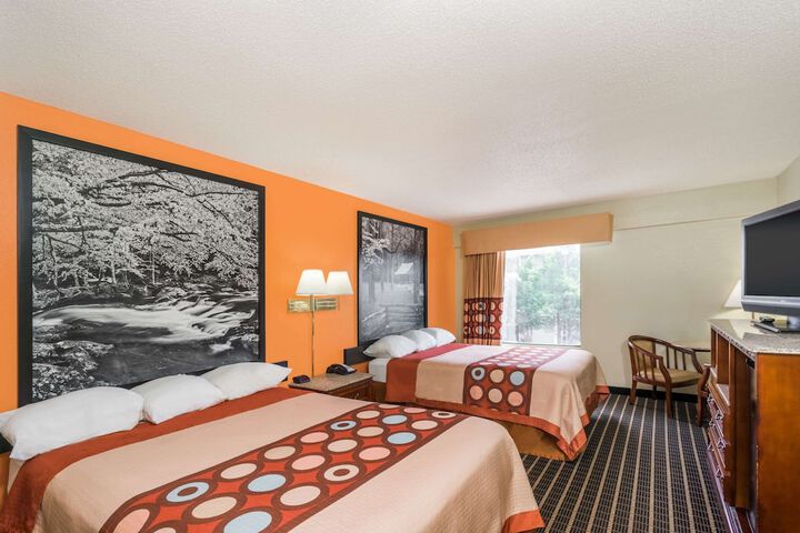 Room 11 of 14