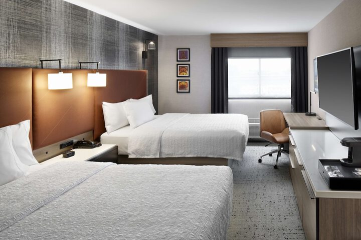 Room 4 of 22