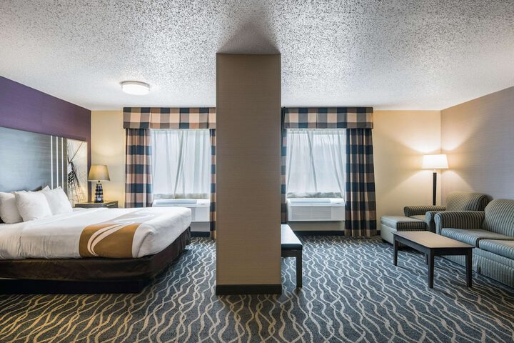 Room 10 of 41