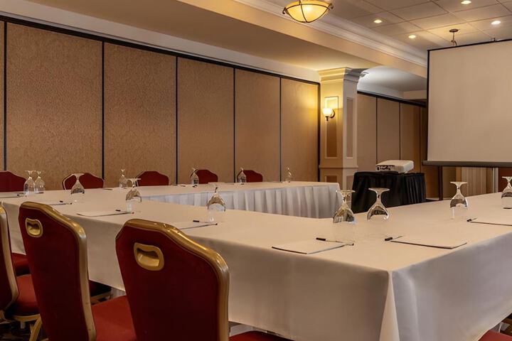 Inn on Prince Hotel & Conference Centre an Ascend Collection Hotel