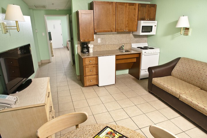 Room 42 of 61