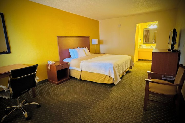 Room 20 of 24
