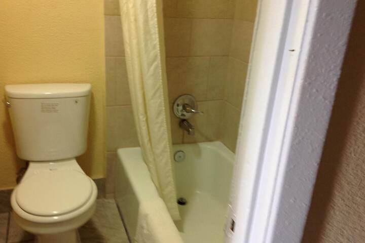 Executive Inn