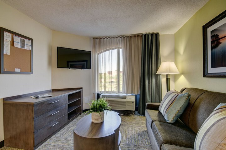 Room 30 of 47