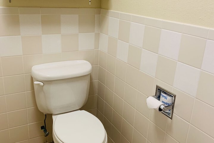 AmericInn by Wyndham Kewanee
