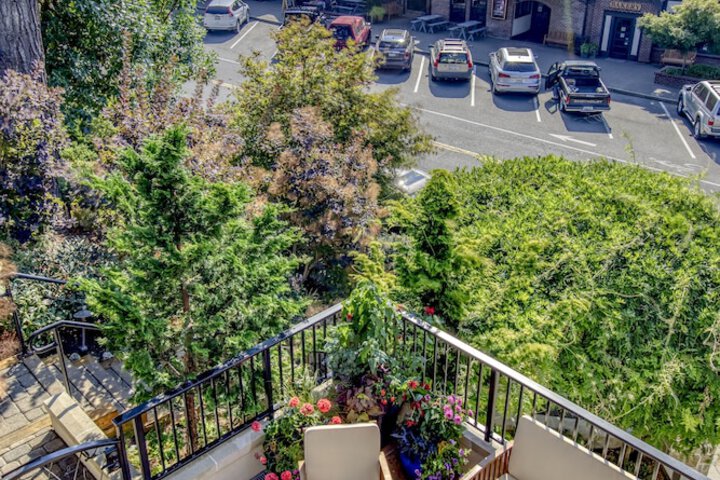 Terrace/Patio 34 of 34