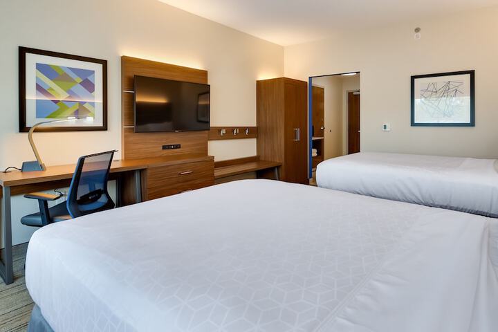 Holiday Inn Express & Suites Latta by IHG