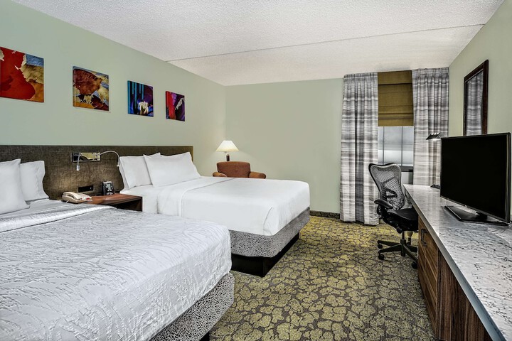 Room 19 of 38