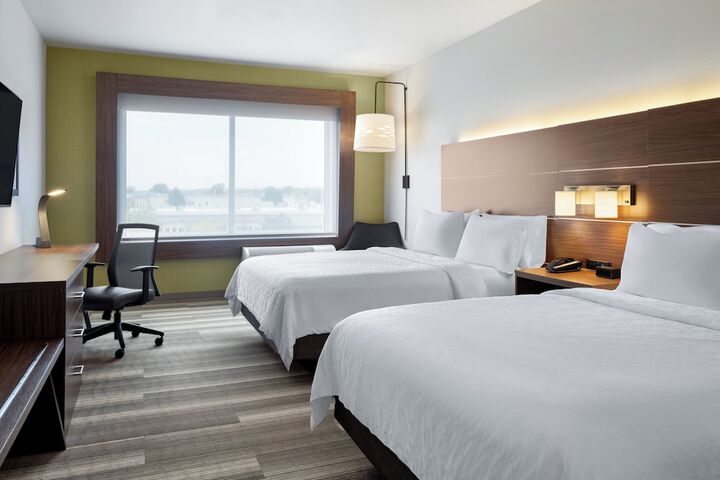 Holiday Inn Express & Suites Madison West - Middleton by IHG